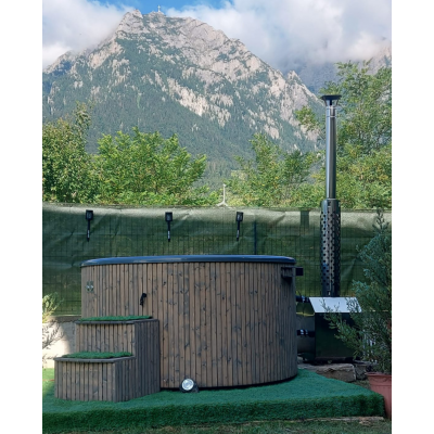 Градинско джакузи на дърва