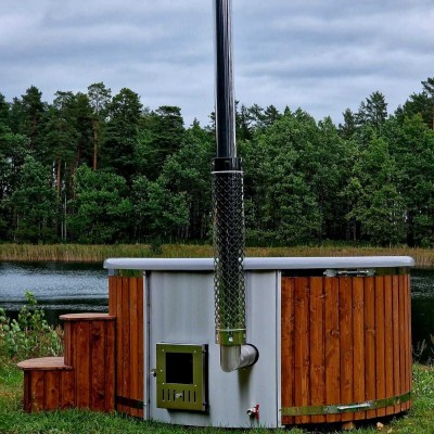 Градинско джакузи на дърва